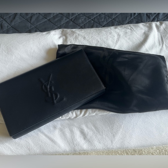 Yves Saint Laurent Handbags - 🎉HP 🎉LIKE NEW YSL belle de jour clutch (navy-worn 1x)